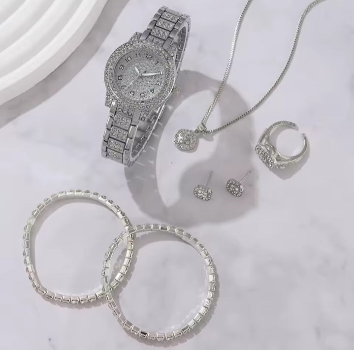 Coffret 6 Pièces Montre Bracelet Bague Collier + Pendantif Et Boucles D’oreilles Femme