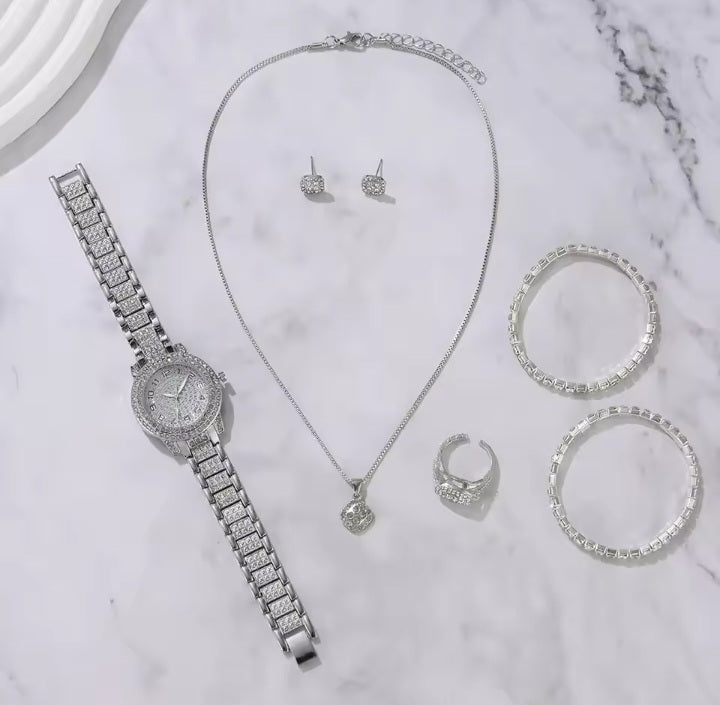 Coffret 6 Pièces Montre Bracelet Bague Collier + Pendantif Et Boucles D’oreilles Femme
