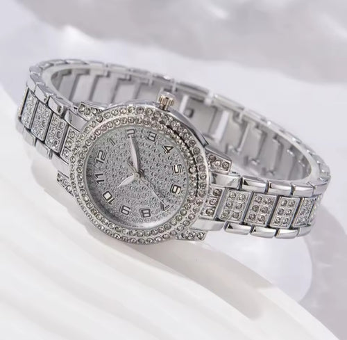 Coffret 6 Pièces Montre Bracelet Bague Collier + Pendantif Et Boucles D’oreilles Femme