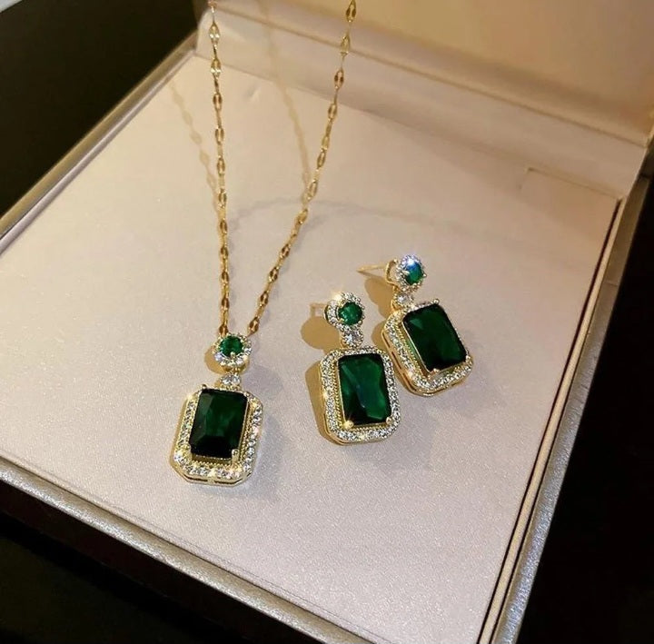 Parure Nuptiale 4 Pièces Strass & Cristal – Collier, Boucles, Bague | Édition Mariée